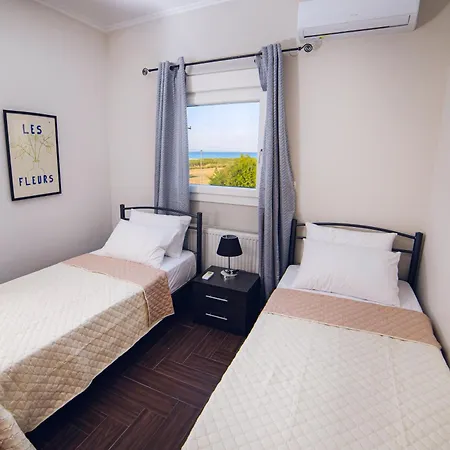 Thalassa Luxury - Korinos Skala Korinou